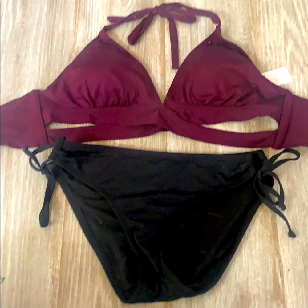 Black and white bathing suite